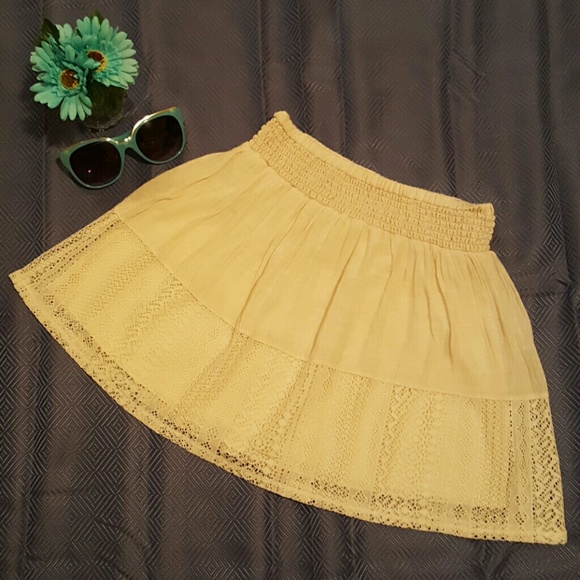 Joe Benbasset Dresses & Skirts - Joe B linen & lace skirt